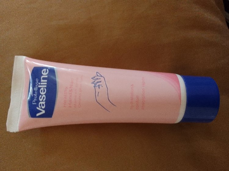 PROTELLISSE VASELINE MAINS ONGLES