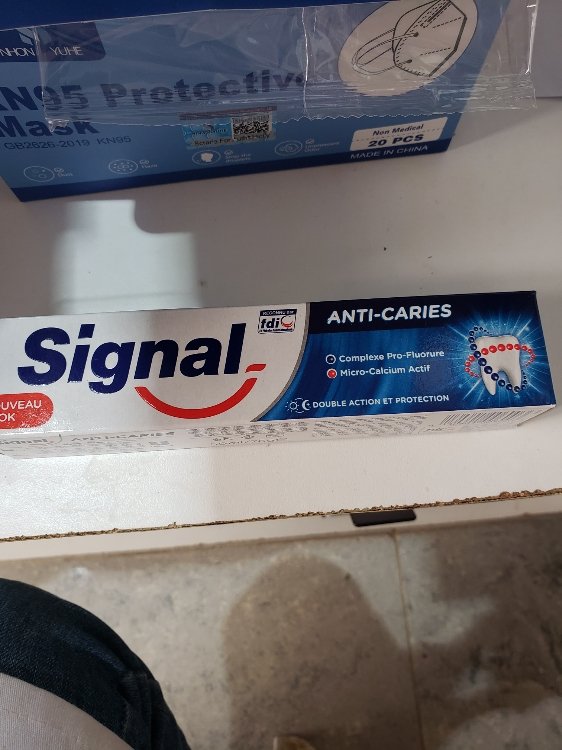 [130601-74] DENTIFRICE SYSTEME BLANCHEUR SIGNAL