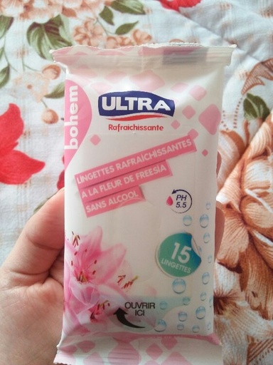 [134102-1] ULTRA LINGETTES MINI RAFRAICHISSANTES SS ALCOOL